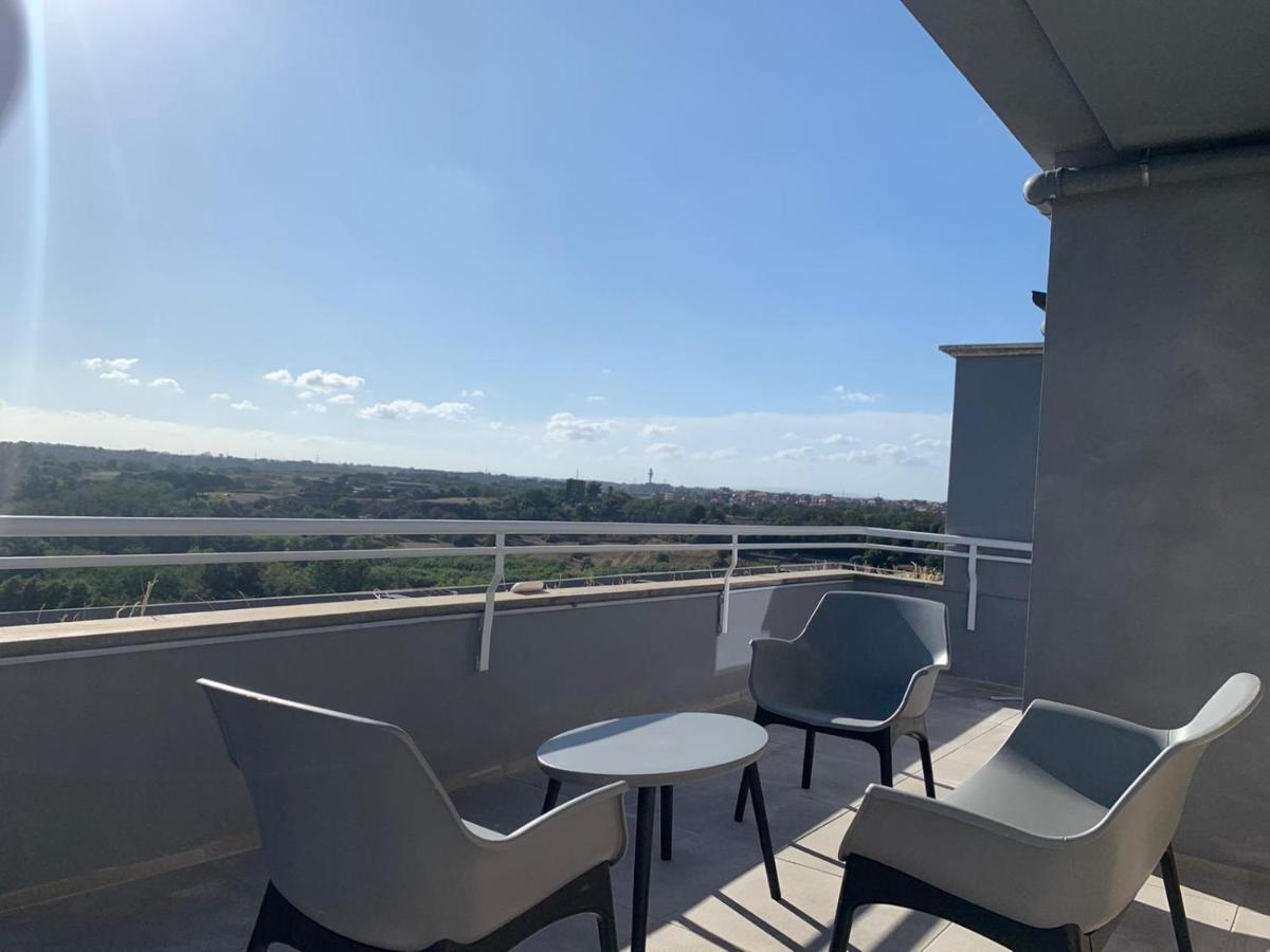 Penthouse Aureliana Attico Con Piscina A Roma Apartamento Exterior foto